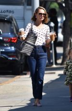 NATALIE PORTMAN Out for Breakfast in Los Angeles 08/24/2019