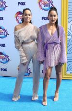 NIKKI and BRIE BELLA at Teen Choice Awards 2019 in Hermosa Beach 08/11/2019