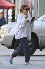 OLIVIA JADE Leaves Nails Salon in Los Angeles 08/23/2019