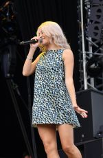 PIXIE LOTT Performs at BBC Summer Social in Liverpool 08/03/2019