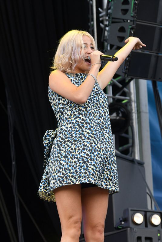 PIXIE LOTT Performs at BBC Summer Social in Liverpool 08/03/2019