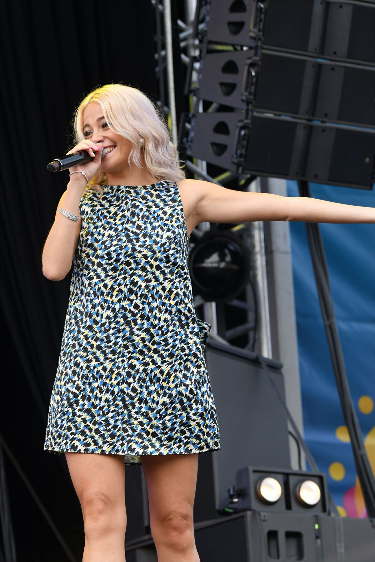 pixie-lott-performs-at-bbc-summer-social-in-liverpool-08-03-2019-2.jpg