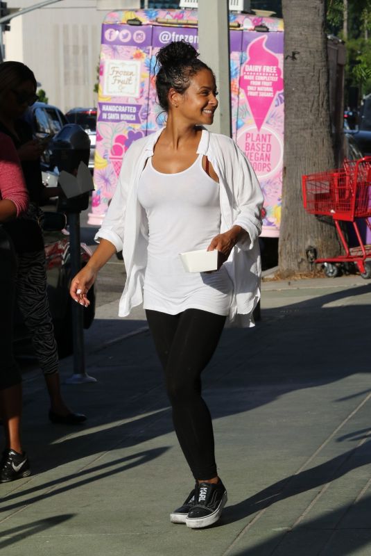 Pregnant CHRISTINA MILIAN at Beignet Box Mobile Unit in Los Angeles 08/09/2019