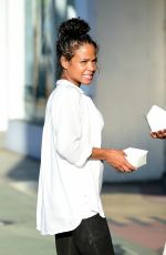 Pregnant CHRISTINA MILIAN at Beignet Box Mobile Unit in Los Angeles 08/09/2019