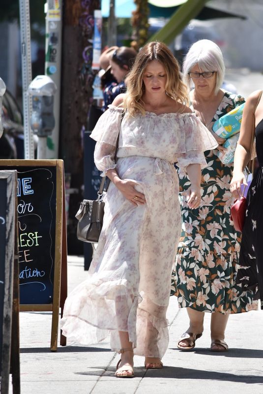 Pregnant SAMMY RAYE TOMCHIK Arrives at Her Baby Shower in Los Feliz 06/17/2019