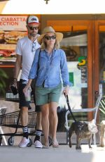 REESE WITHERSPOON Out for Breakfast in Malibu 08/25/2019
