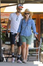 REESE WITHERSPOON Out for Breakfast in Malibu 08/25/2019