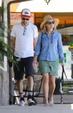 REESE WITHERSPOON Out for Breakfast in Malibu 08/25/2019