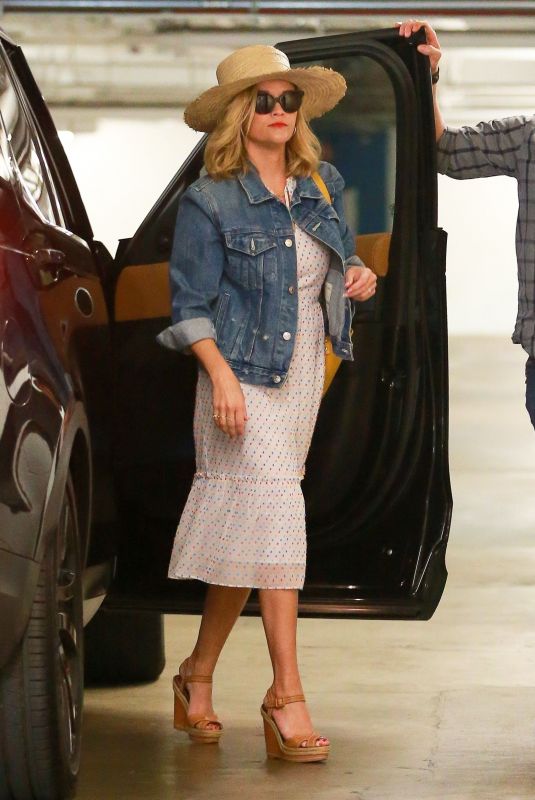 REESE WITHERSPOON Out in Santa Monica 07/31/2019