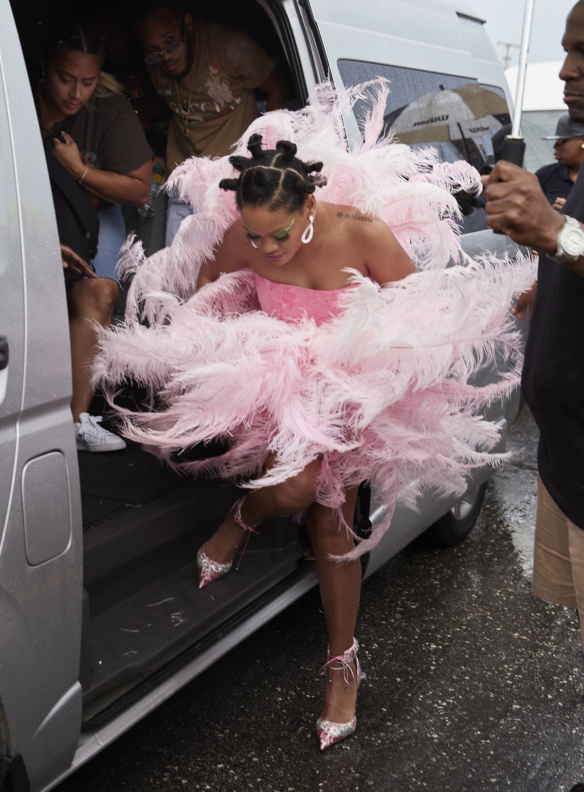 rihanna-arrives-at-barbados-kadooment-day-parade-08-05-2019-5.jpg