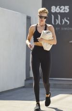 ROSIE HUNTINGTON-WHITELEY Leaves Pilates Class in West Hollywood 08/13/2019