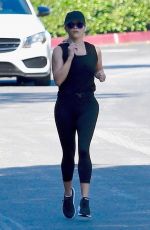 RSSE WITHERSPOON Out Jogging in Brentwood 08/03/2019