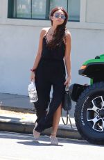 SARAH HYLAND Leaves Hair Salon in Beverly Hills 08/02/2019