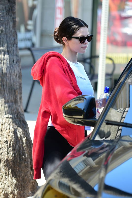 SELENA GOMEZ Leaves a Gym in Los Angeles 08/29/2019