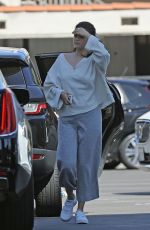 SELENA GOMEZ Shopping at XIV Karats in Beverly Hills 08/06/2019