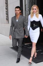 SOPHIE TURNER and Joe Jonas Headioong to VMA 2019 in Newark 08/26/2019