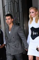 SOPHIE TURNER and Joe Jonas Headioong to VMA 2019 in Newark 08/26/2019