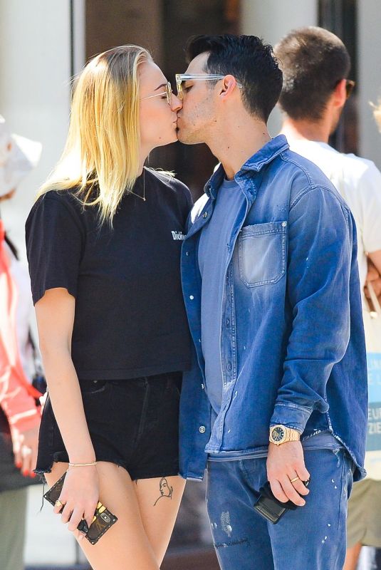 SOPHIE TURNER and Joe Jonas Out Kissing in New York 08/29/2019