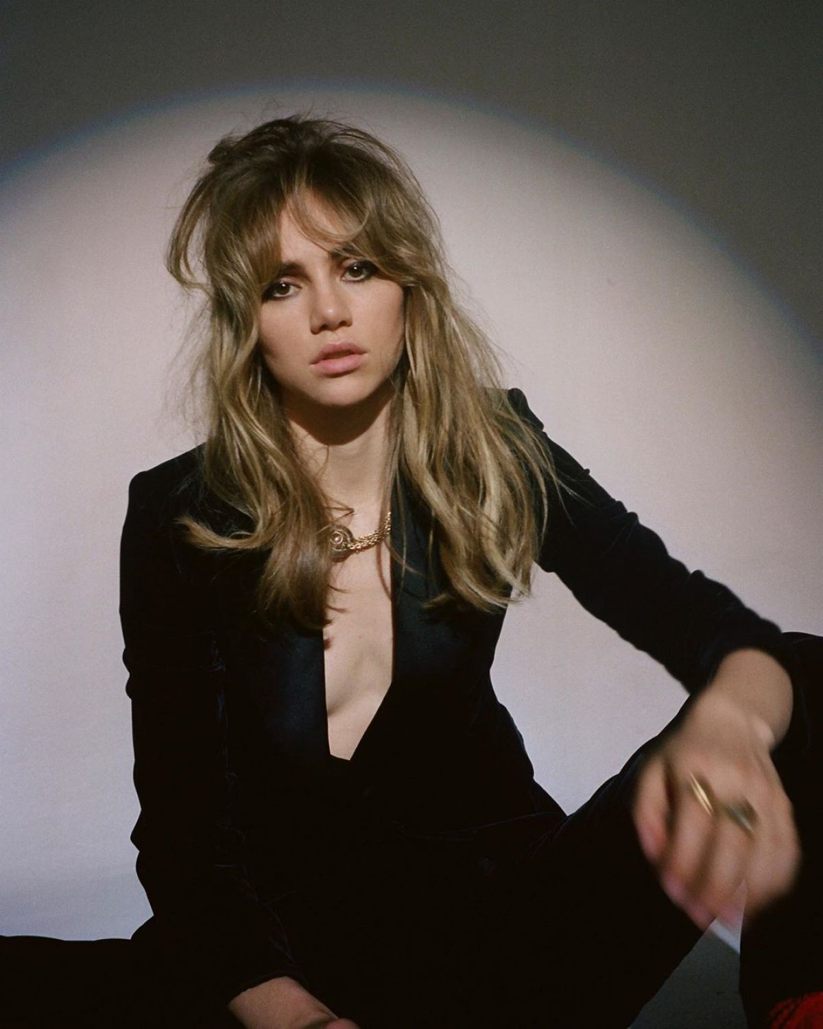 suki-waterhouse-for-coolest-place-in-the-world-august-2019-3.jpg