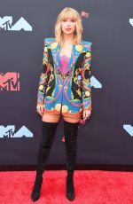 TAYLOR SWIFT at 2019 MTV Video Music Awards in Newark 08/26/2019