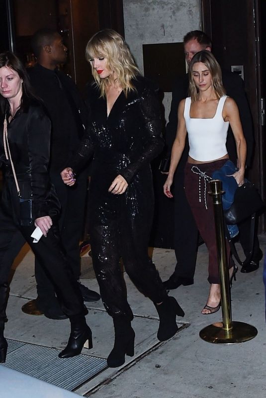 TAYLOR SWIFT Leaves MTV VMA After-party in New York 08/26/2019