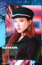 TWICE - Bbreakthrough Photobook, August 2019