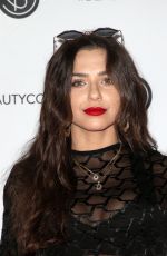 VICTORIA KONEFAL at Beautycon Festival 2019 in Los Angeles 08/10/20
