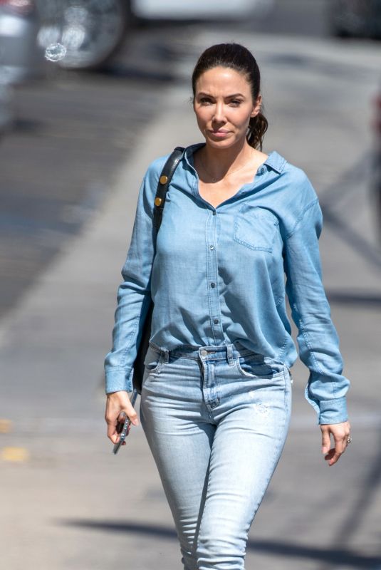 WHITNEY CUMMINGS Arrives at Jimmy Kimmel! Live in Los Angeles 08/12/2019