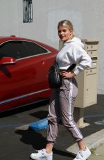 WITNEY CARSON Arrives at Dancing with the Stars Rehearsal in Hollywood 08/28/2019