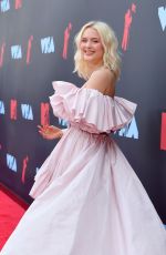 ZARA LARSSON at 2019 MTV Video Music Awards in Newark 08/26/2019