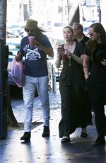 AMBER HEARD Shopping at Iguana Vintage Clothing Store in Hollywood 09/08/2019