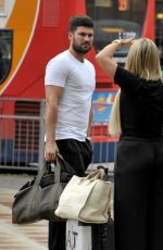 AMBER TURNER and Dan Edgar Out in Manchester 09/02/2019