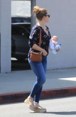AMY ADAMS Out and About in Beverly Hills 08/28/2019