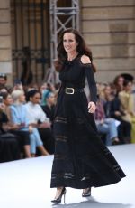 ANDIE MACDOWELL at Le Defile L