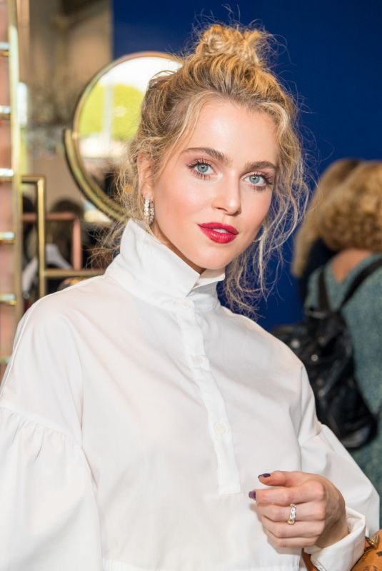 ANNE WINTERS at Alice + Olivia Shopping Event Benefitting St. Jude in Beverly Hills 09/25/2019