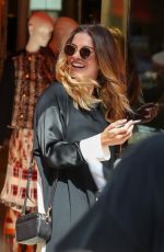ANNIE MURPHY Leaves Tory Burch