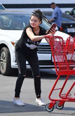 ARIEL WINTER at Grocery Store in Studio City 09/16/2019