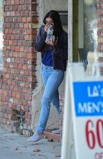 ARIEL WINTER Leaves Sctors Studio Class in Studio City 09/25/2019