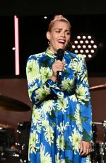 BUSY PHILIPPS at Will Rogers 78th Annual Pioneer Dinner Honoring Elizabeth Banks in Beverly Hills 09/25/2019