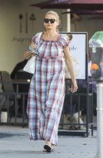 CAMERON DIAZ Out Shopping for Jewelry in Beverly Hills 08/29/2019