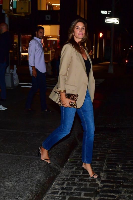 CINDY CRAWFORD Leaves Lure Fishbar in New York 09/04/2019