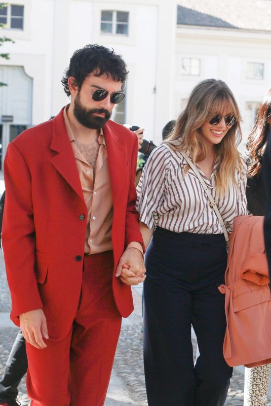 ELIZABETH OLSEN and Robbie Arnett Out at Milan Fashion Week 09/21/2019