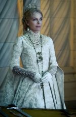 ELLE FANNING, ANGELINA JOLIE and MICHELLE PFEIFFER - Maleficent: Mistress of Evil Promos