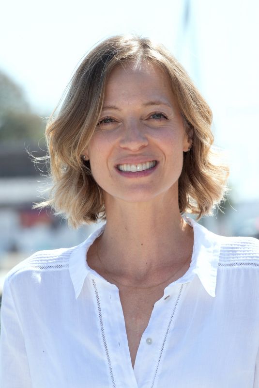 ELODIE FRENCK at 21st LA Rochelle Fiction Festival Photocall in France 09/12/2019