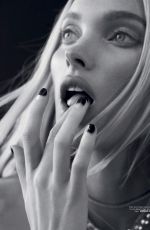 ELSA HOSK in Elle Magazine, Turkiye September 2019 Issue