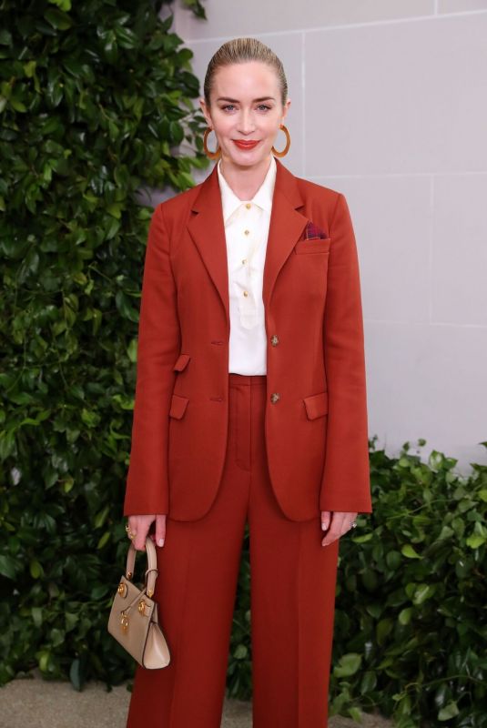 EMILY BLUNT at Tory Burch Show at New York Fashion Week 09/08/2019