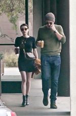 EMMA ROBERTS and Garrett Hedlund Out for Lunch in Los Angeles 09/27/2019