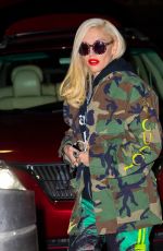 GWEN STEFANI at JFK Airport in New York 09/24/2019