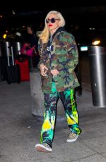 GWEN STEFANI at JFK Airport in New York 09/24/2019