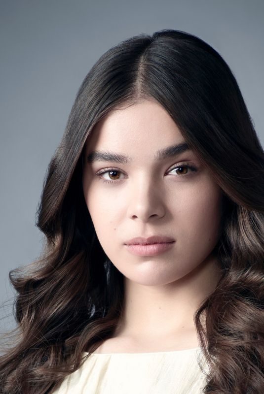 HAILEE STEINFELD – Dickinson Apple TV+ Promos, September 2019